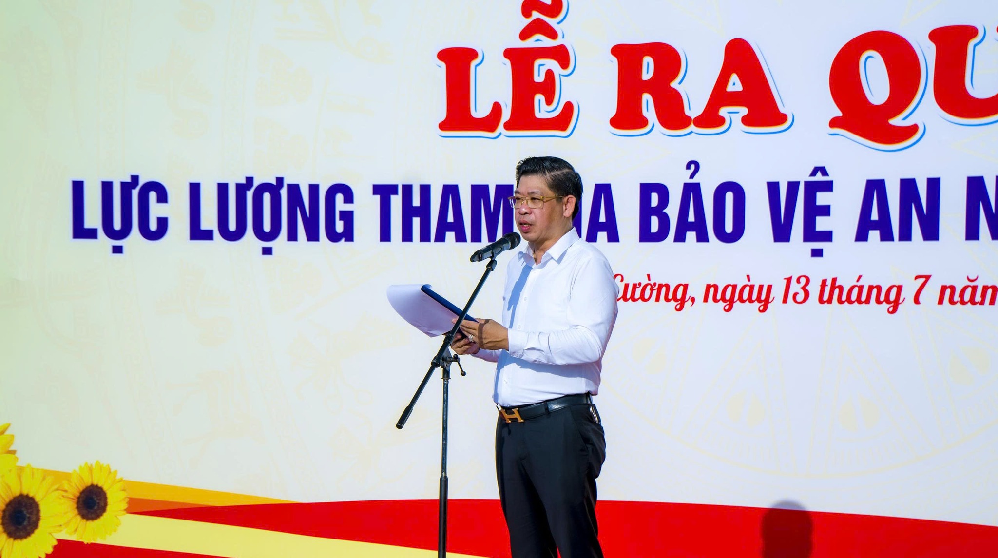 Phường Hòa Cường tổ chức Lễ ra quân lực lượng tham gia bảo vệ an ninh trật tự ở cơ sở
