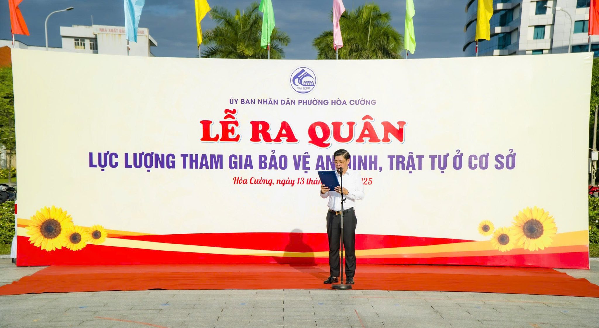 Phường Hòa Cường ra quân lực lượng bảo vệ ANTT ở cơ sở