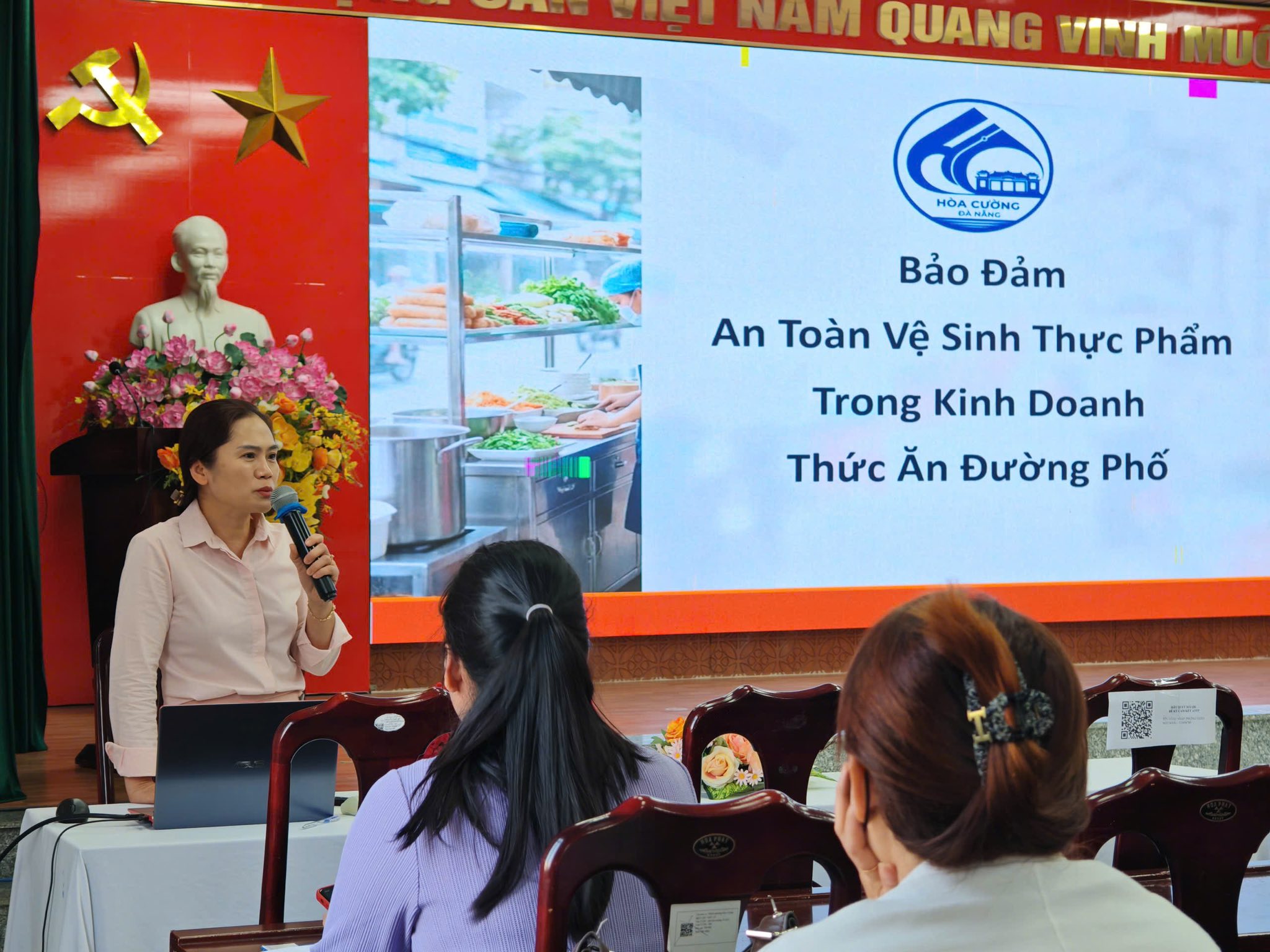 Phường Hòa Cường tổ chức tập huấn kiến thức an toàn thực phẩm cho các cơ sở kinh doanh thức ăn đường phố năm 2026